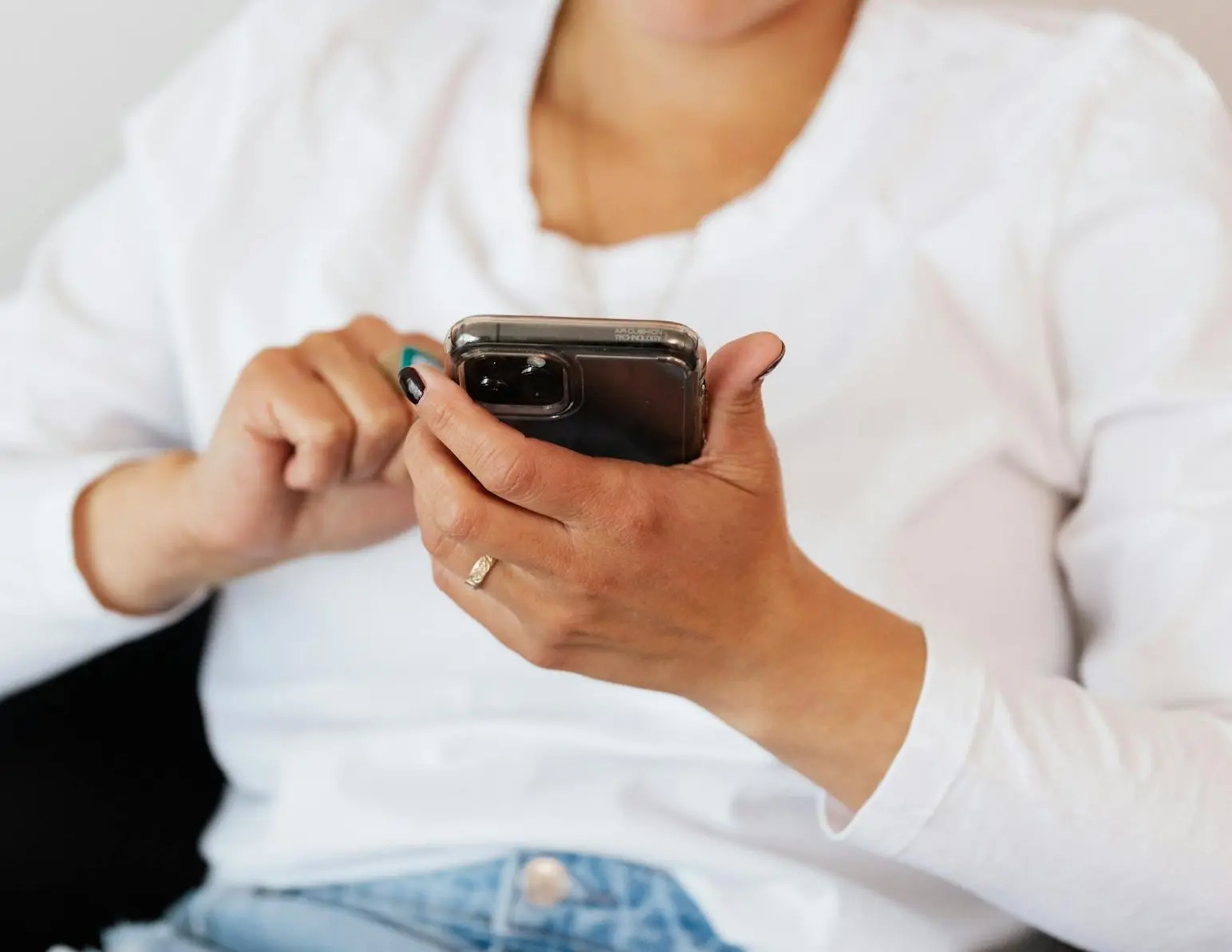 A parent setting up a session on their phone